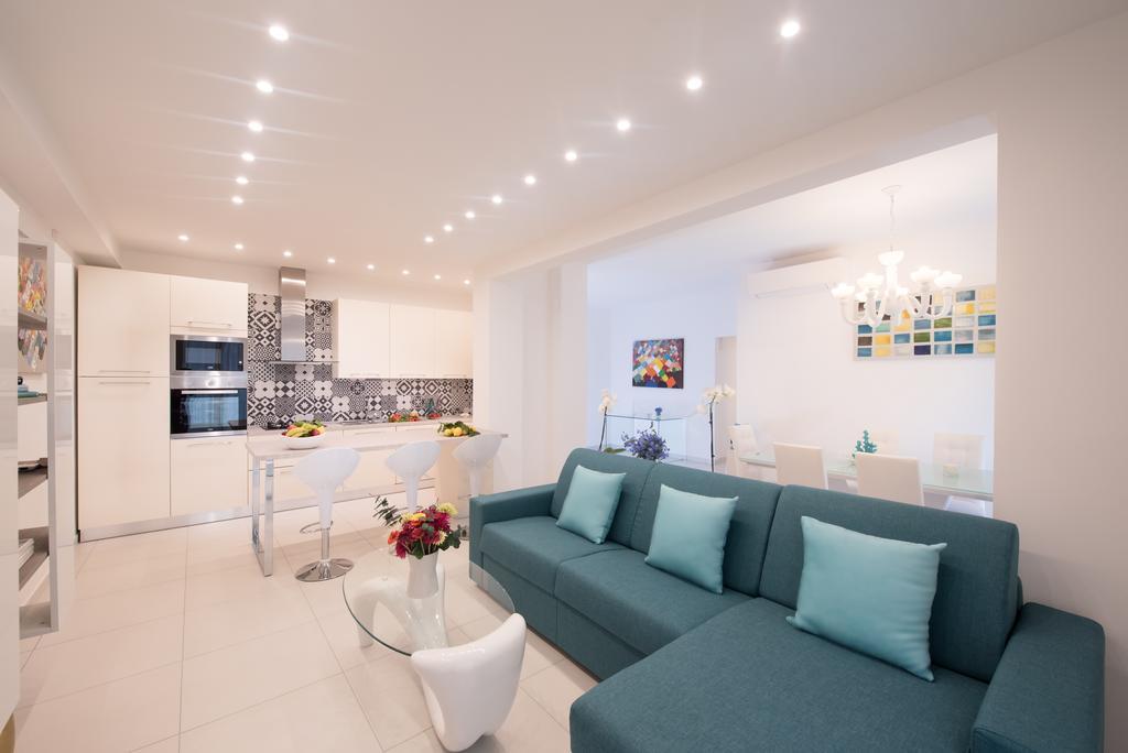 Al Corso Apartments By Amalfivacation Минори Екстериор снимка